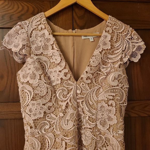 Dress the Population Juliette Romper - Picture 3 of 13